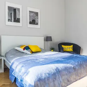 Apartamento 3v, Varsovia