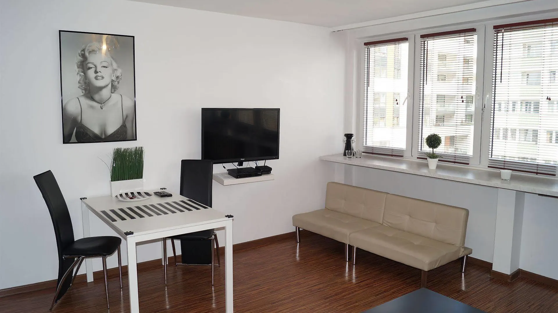 Centre Apartamenty Warszawa Apartment Warsaw